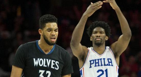 围绕他展开 围绕他展开