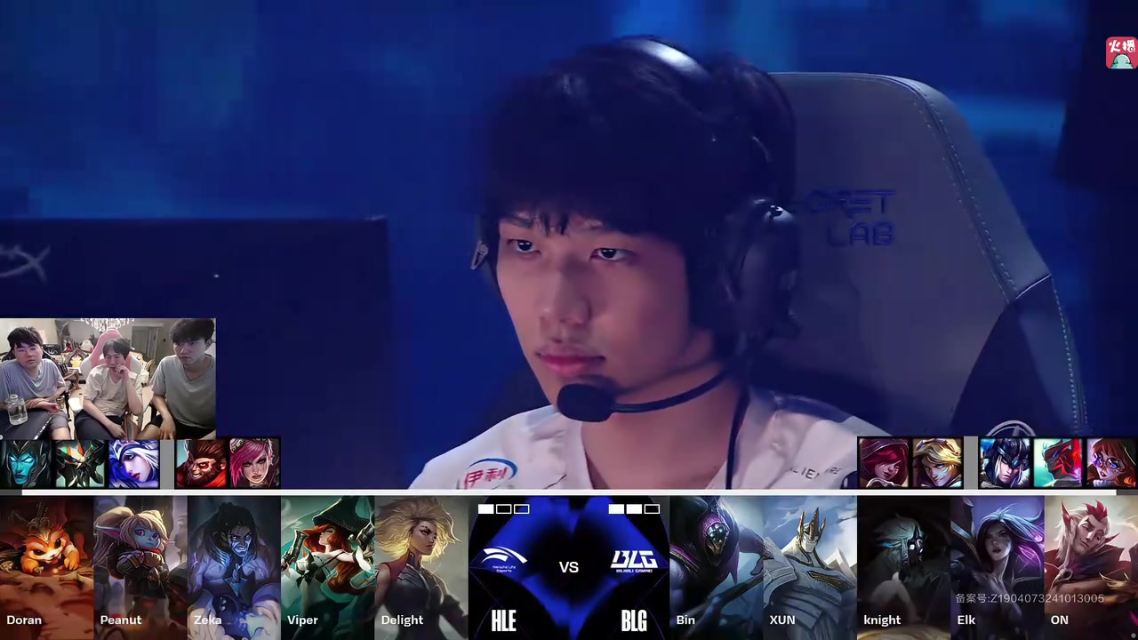 正在雅典进 正在雅典进